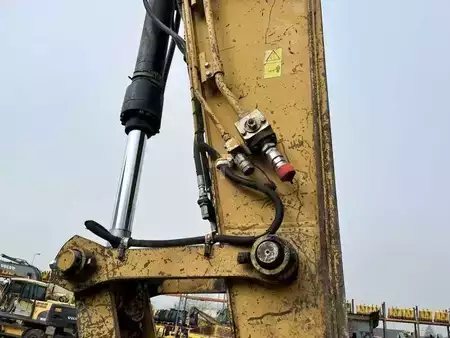 Koparki gąsienicowe 2015 Caterpillar 324ELN (15)