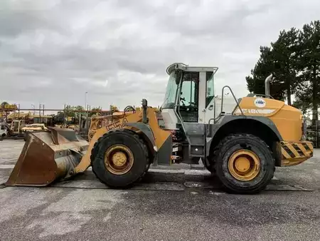 Hjullaster 2001 Liebherr L554 (4)