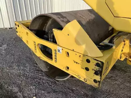 Compacteur á pieds de mouton 2006 BOMAG BW177 D-4 (13)