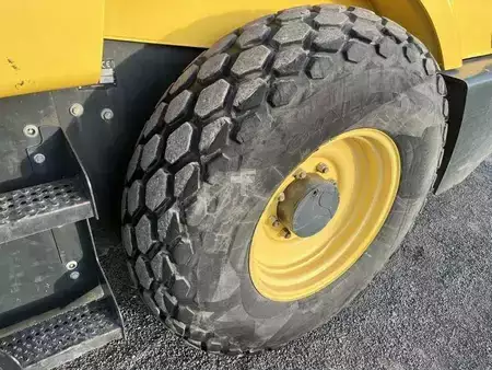 Compacteur á pieds de mouton 2006 BOMAG BW177 D-4 (19)