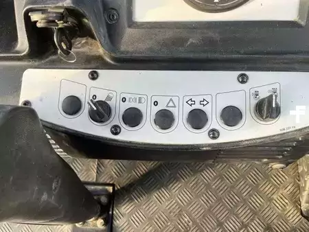 Compacteur á pieds de mouton 2006 BOMAG BW177 D-4 (38)