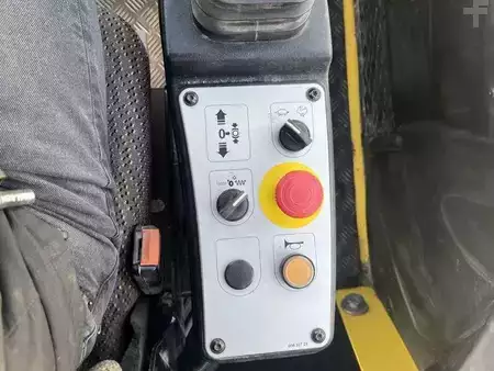 Compacteur á pieds de mouton 2006 BOMAG BW177 D-4 (41)