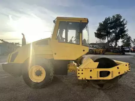 Compacteur á pieds de mouton 2006 BOMAG BW177 D-4 (7)