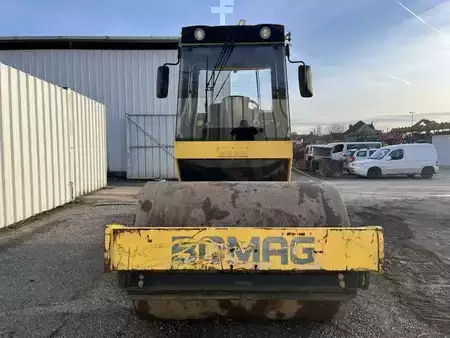 Compacteur á pieds de mouton 2006 BOMAG BW177 D-4 (9)