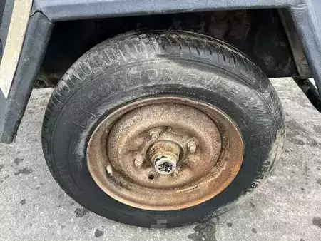 Miscelaneo 2001 Ingersoll rand R1090 (17)