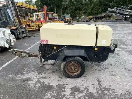 Miscelaneo 2001 Ingersoll rand R1090 (4)