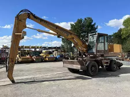 Pelle de manutention 1991 Case 1088P (4)
