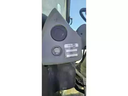 Pozostałe 2005 Caterpillar 432D (4)