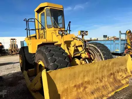 Telaketjupuskutraktorit 1990 Caterpillar 824C DEPOT MADRID (2)