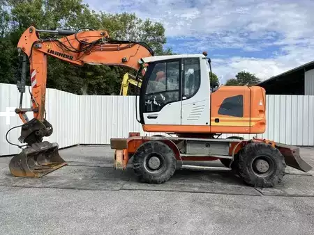 Mobilbagger 2013 Liebherr A918 COMPACT (3)