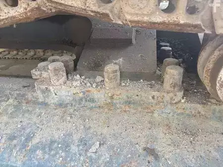 Purkukaivinkoneet 2017 Hyundai HX520L (10)