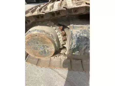 Purkukaivinkoneet 2017 Hyundai HX520L (15)