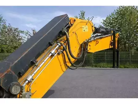 Purkukaivinkoneet 2017 Hyundai HX520L (20)