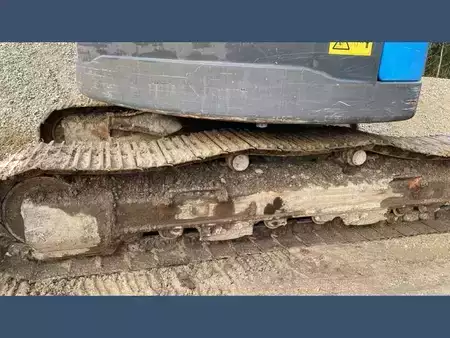 Excavadoras de cadenas 2013 Volvo ECR235DL (11)