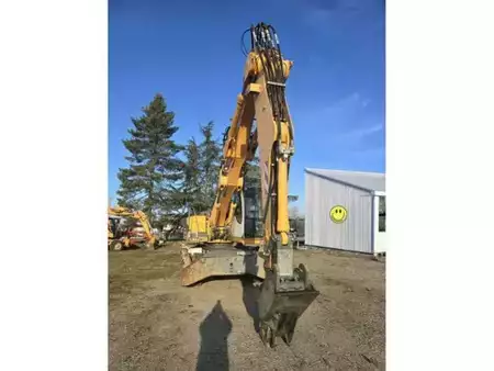 Materiaalinkäsittelykoneet  2012 Liebherr A904C HD LITRONIC (17)