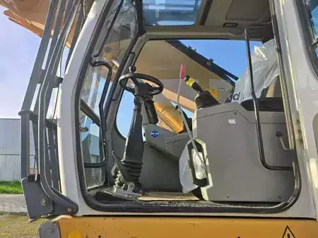 Materiaalinkäsittelykoneet  2012 Liebherr A904C HD LITRONIC (21)