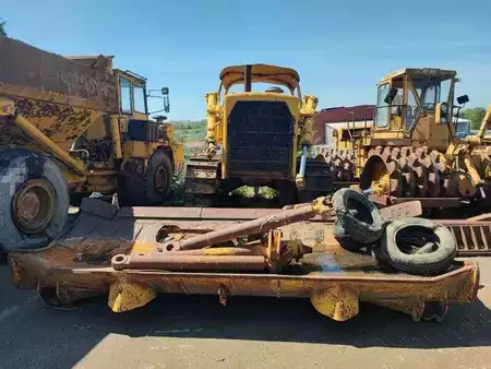 Bulldozers 1975 Caterpillar D8K + Porte Engins (9)