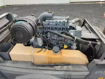 Other 2011 Atlas Copco XAS67 (19)