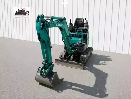 Mini-koparki 2003 Kobelco SK 09 SR (9)