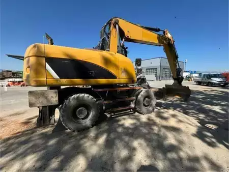 Mobilní bagry 2014 Caterpillar M318D DE LUXE (11)