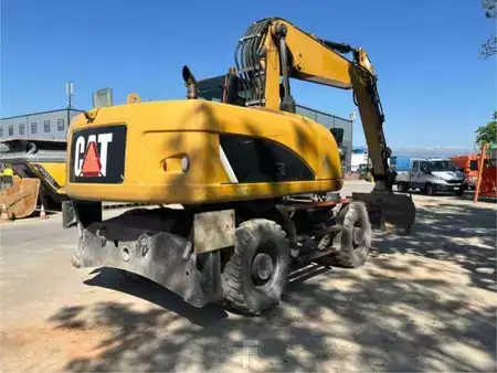 Mobilní bagry 2014 Caterpillar M318D DE LUXE (12)