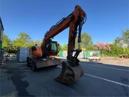 Mobil grävmaskin 2014 Liebherr A918 COMPACT (9)