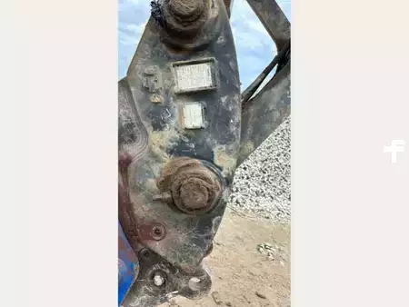 Escavatori cingolati 2019 Volvo ECR235EL (7)