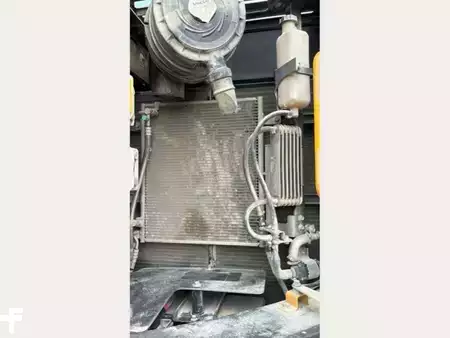 Escavatori cingolati 2019 Volvo ECR235EL (9)