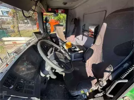 Overige 1999 Scania P124L 6x2 4NB  BOUILLE ACMAR (7)
