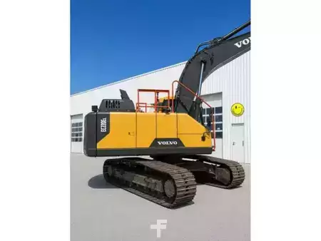 Escavatori cingolati 2021 Volvo EC220EL (2)