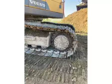 Escavatori cingolati 2021 Volvo EC220EL (6)