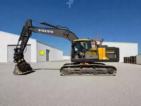 Escavatori cingolati 2021 Volvo EC220EL EQUIPE 3D (1)