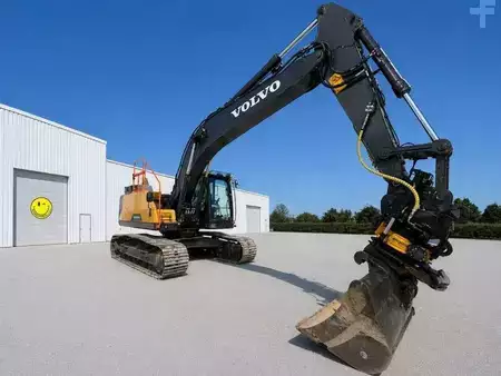 Escavatori cingolati 2021 Volvo EC220EL EQUIPE 3D (2)