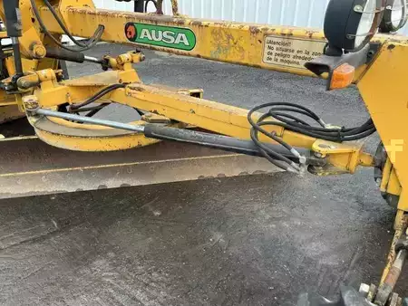 Grejdry 1992 Ausa OP NV2500 (16)