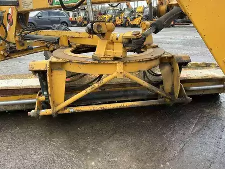 Grejdry 1992 Ausa OP NV2500 (21)