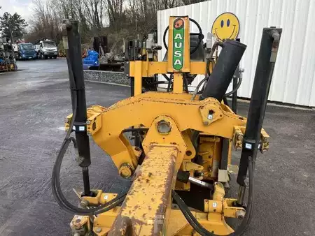 Grejdry 1992 Ausa OP NV2500 (24)