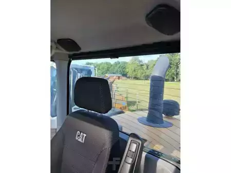 Kolové nakladače 2019 Caterpillar 926M (25)