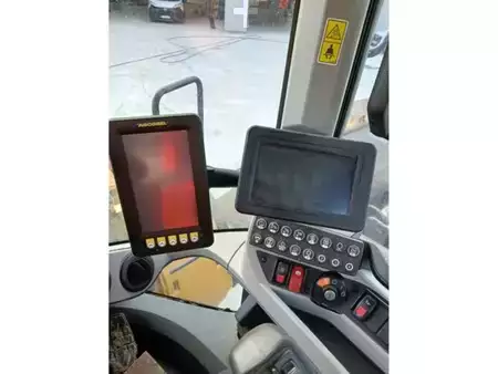 Kolové nakladače 2019 Caterpillar 926M (27)