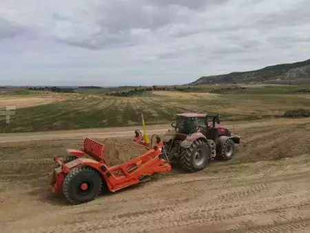 Ostatní 2025 Agrotecnica TH61 (4)