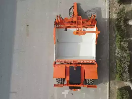 Ostatní 2025 Agrotecnica TH48 (4)