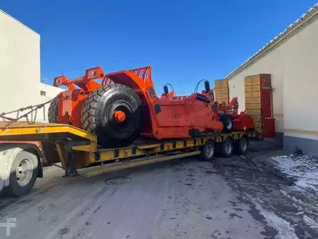 Ostatní 2025 Agrotecnica TH51 (2)