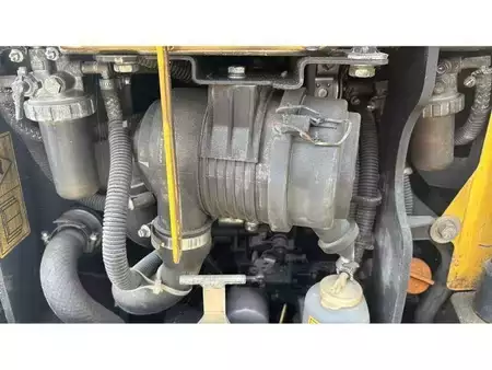 Mini kotrógép 2005 Komatsu PC12-R8 + YANMAR VIO17 DE 2018 (14)