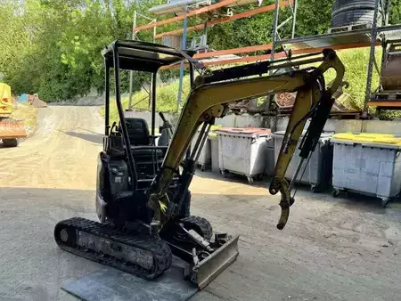 Mini kotrógép 2005 Komatsu PC12-R8 + YANMAR VIO17 DE 2018 (22)
