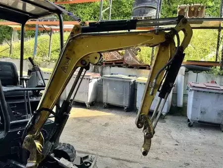 Mini kotrógép 2005 Komatsu PC12-R8 + YANMAR VIO17 DE 2018 (23)