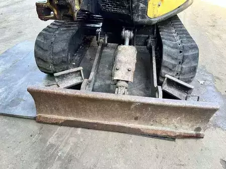 Mini kotrógép 2005 Komatsu PC12-R8 + YANMAR VIO17 DE 2018 (28)