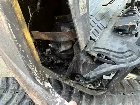 Mini kotrógép 2005 Komatsu PC12-R8 + YANMAR VIO17 DE 2018 (40)
