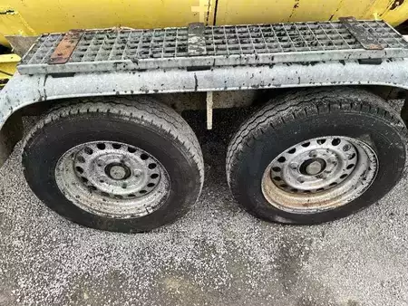 Outro 2000 Acmar DE 1500 LITRES (27)