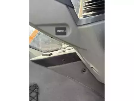 Pelles sur chenilles 2018 Liebherr R920 K NLC (16)
