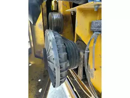 Altri 2001 RUBBLE MASTER RM60 (11)