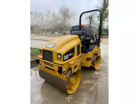 Rulli Compattatori tandem 2019 Caterpillar CB2.7 - 1200mm (1)
